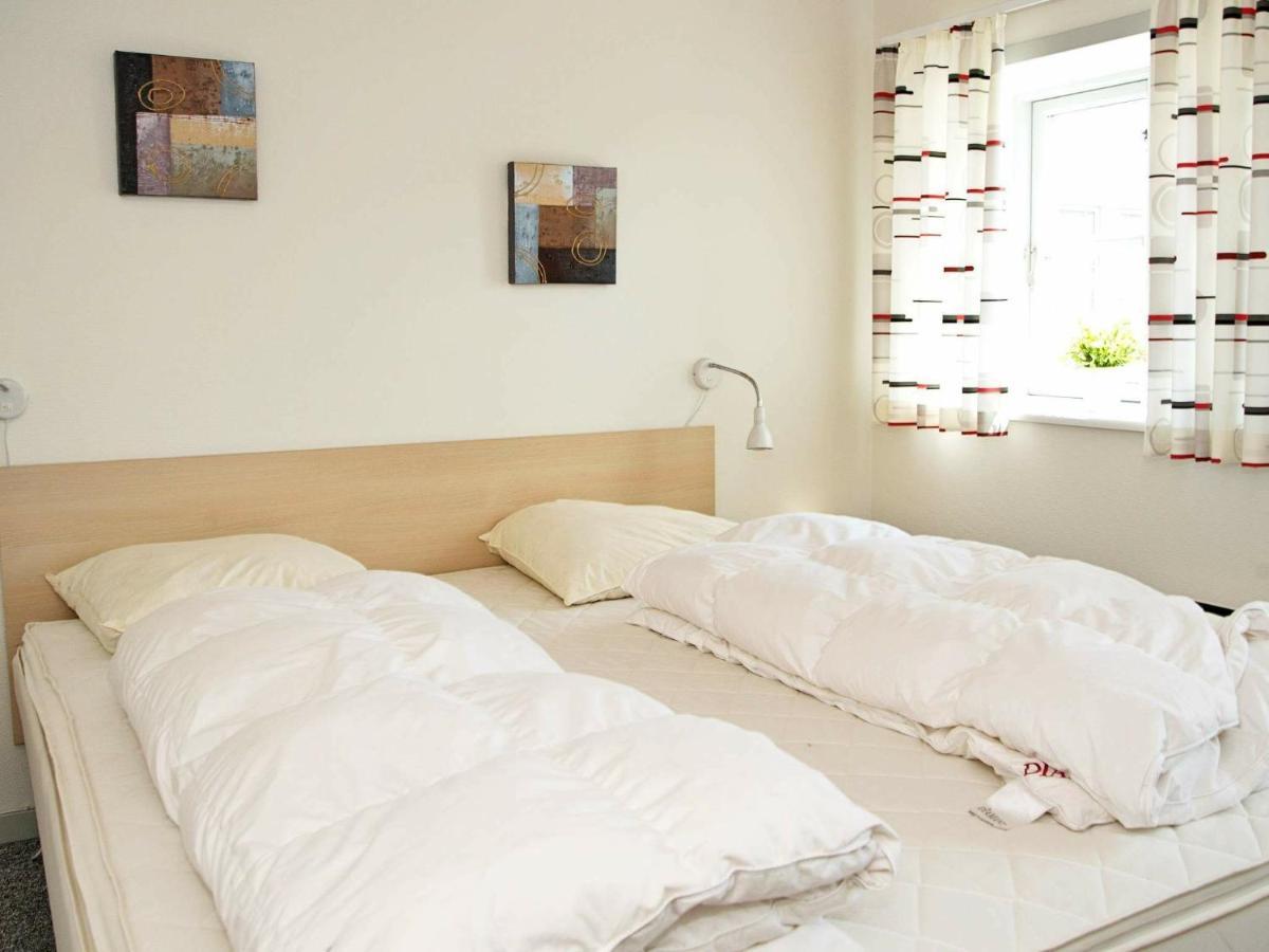 6 Person Holiday Home In Hejls ภายนอก รูปภาพ