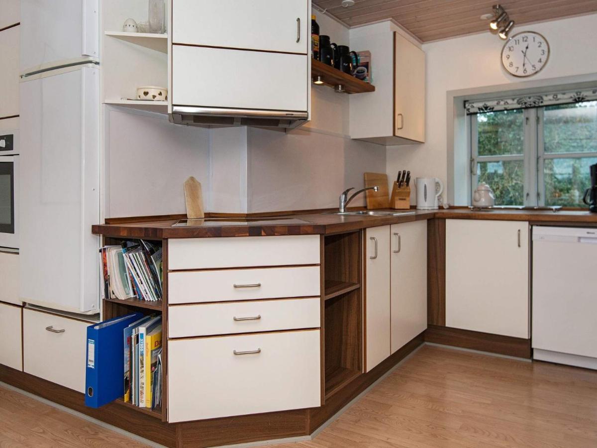 6 Person Holiday Home In Hejls ภายนอก รูปภาพ
